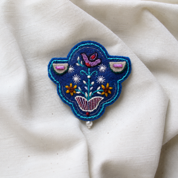 Nafas Brooch