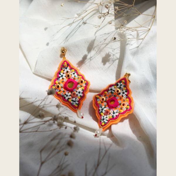 Havali-e Ordibehesht Earrings